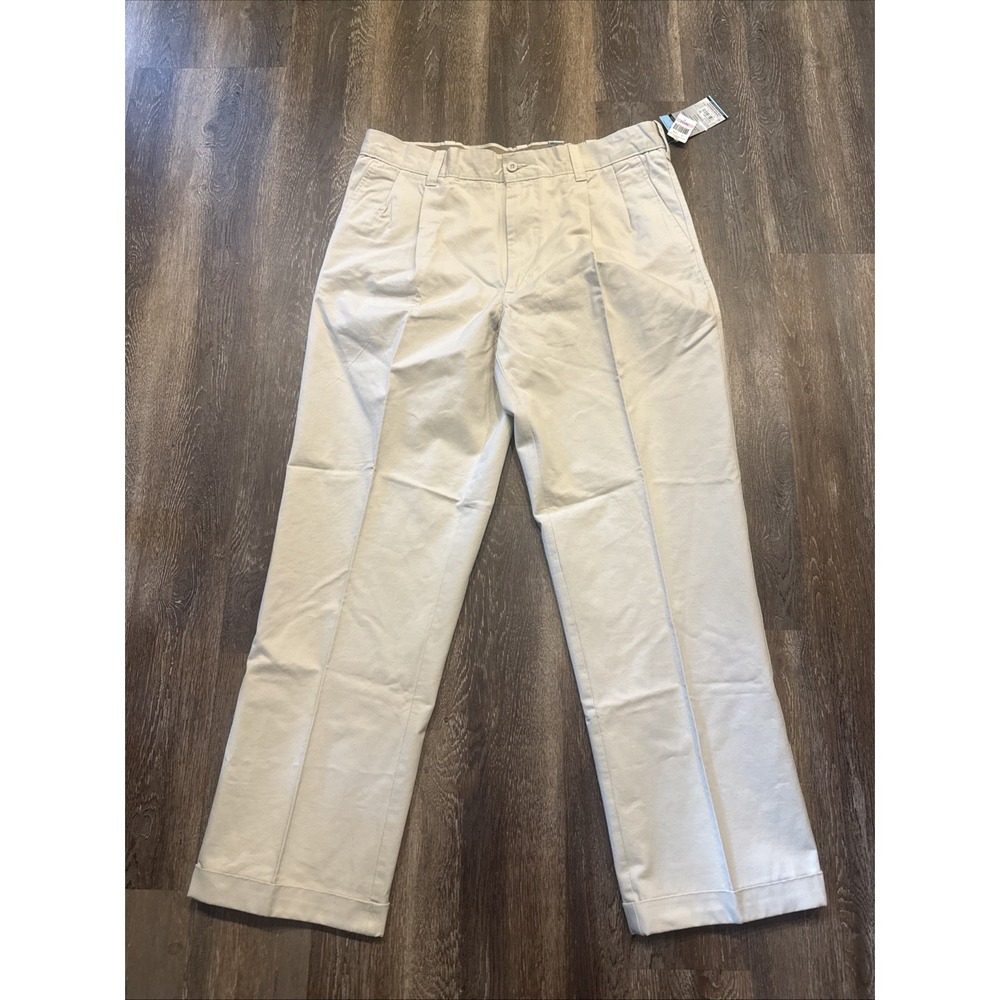 Geoffrey Beene Men's 38x32 Khaki Pants Classic Fit Pleated Cotton NWT